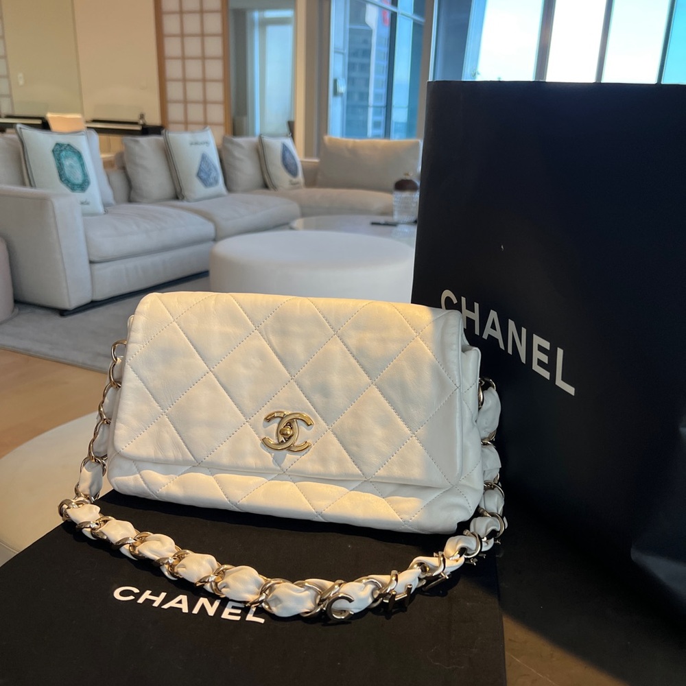 Chanel White Quilted Women's Bag